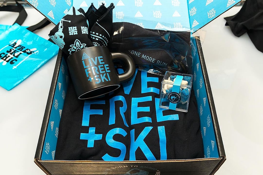Gift box with a branded mug and apparel